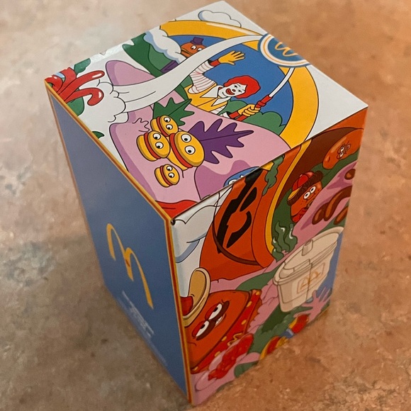 2024 MCDONALDS COLLECTABLE - Picture 3 of 6
